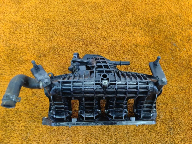 Коллектор впускной