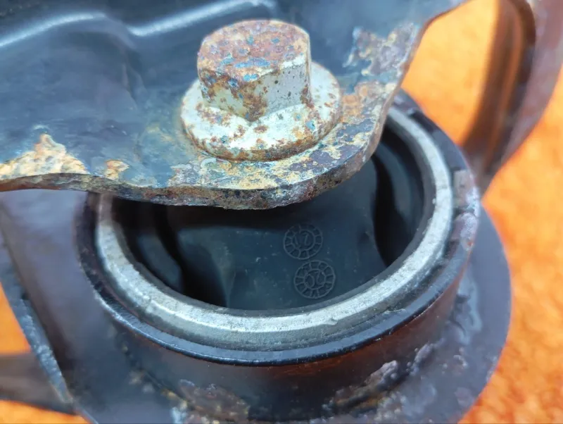 Рычаг подвески