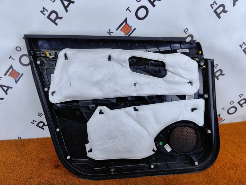 Обшивка двери