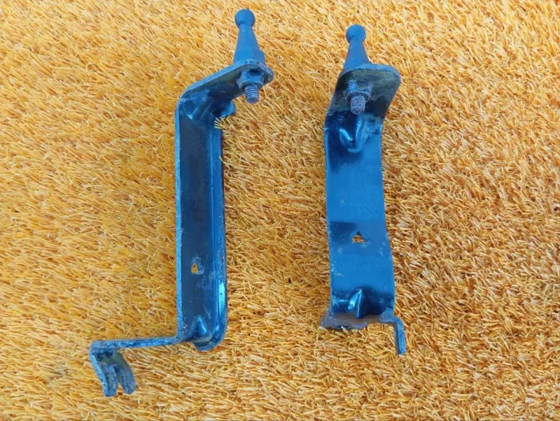 Кронштейн двигателя