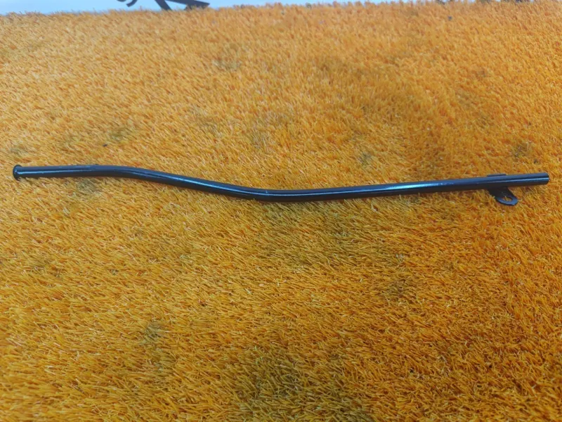 Направляющая масляного щупа