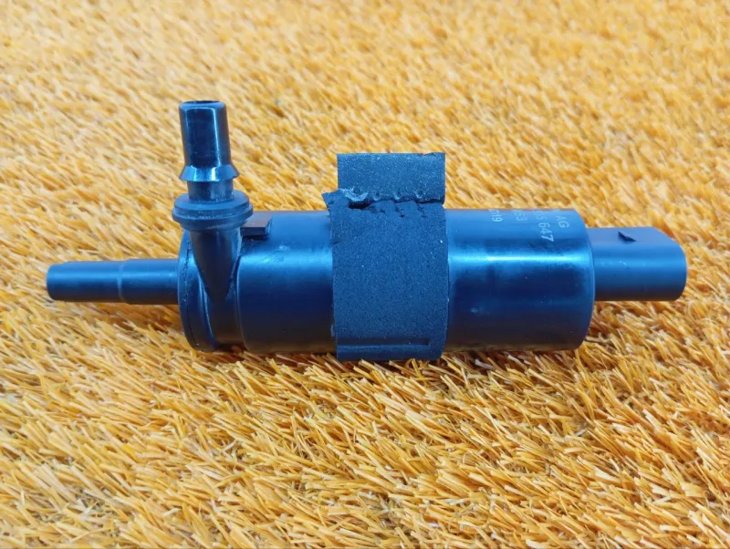 Насос омывателя фар