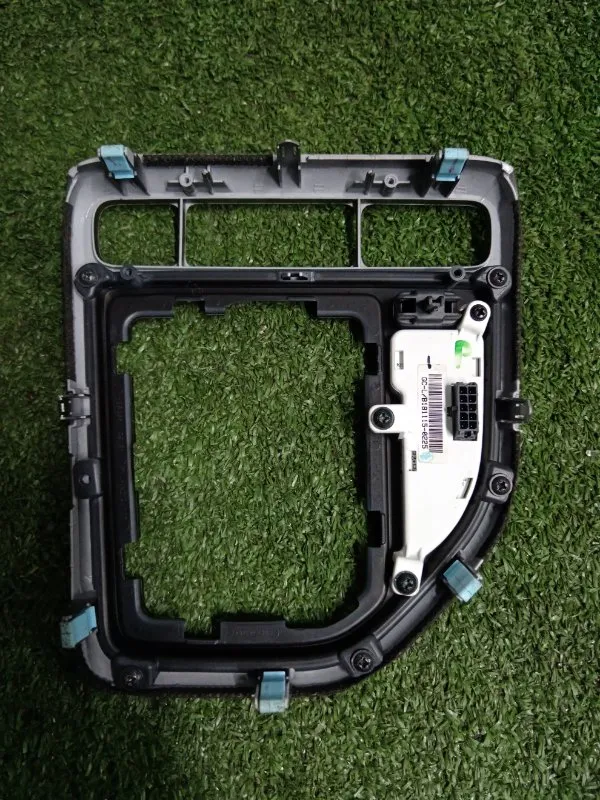 Накладка центральной консоли