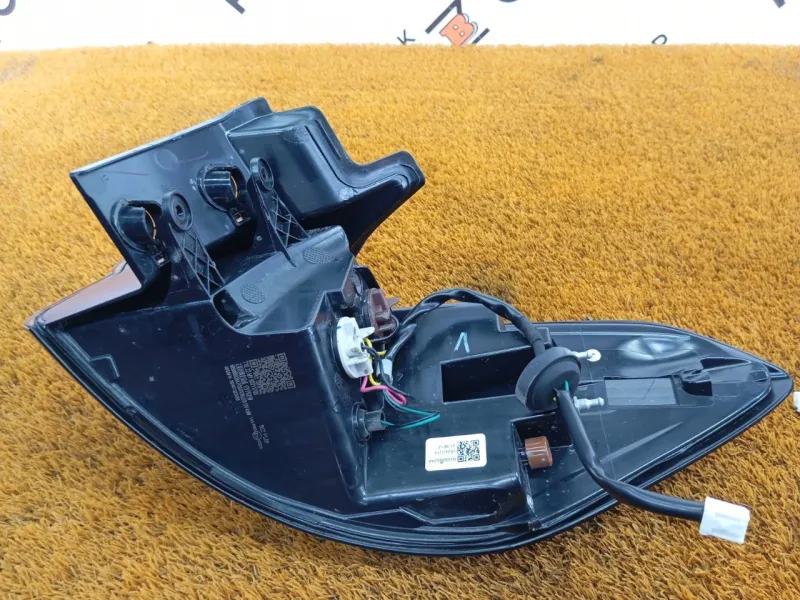 Фонарь задний