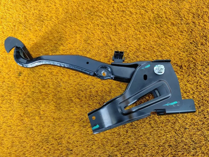 Педаль тормоза