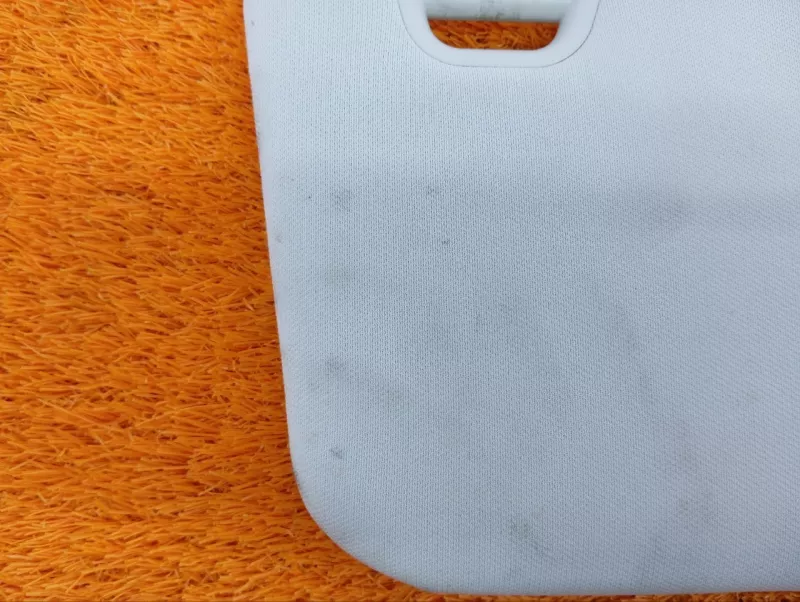 Козырек солнцезащитный