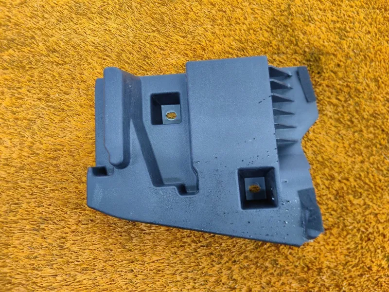 Обшивка багажника