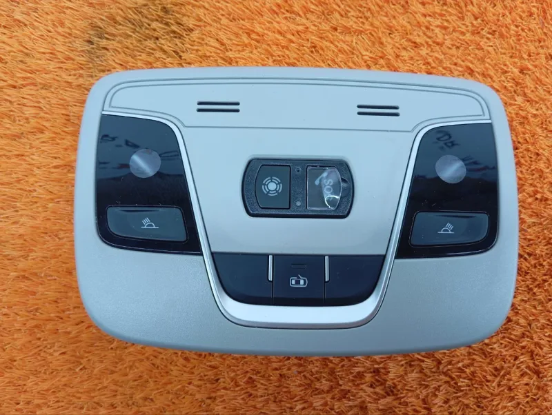 Плафон салона