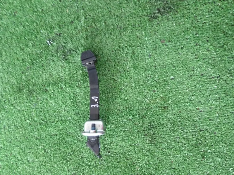 Ограничитель двери