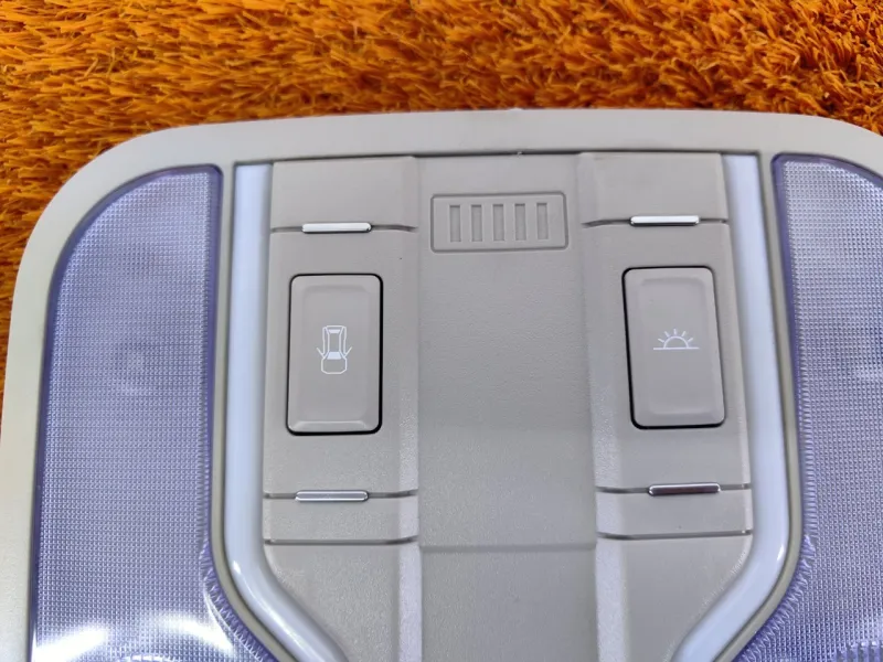 Плафон салона