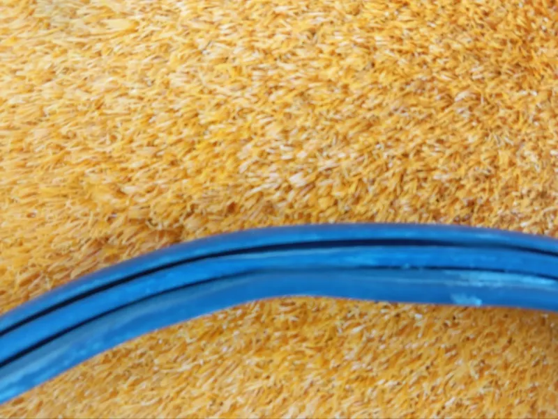 Уплотнитель багажника