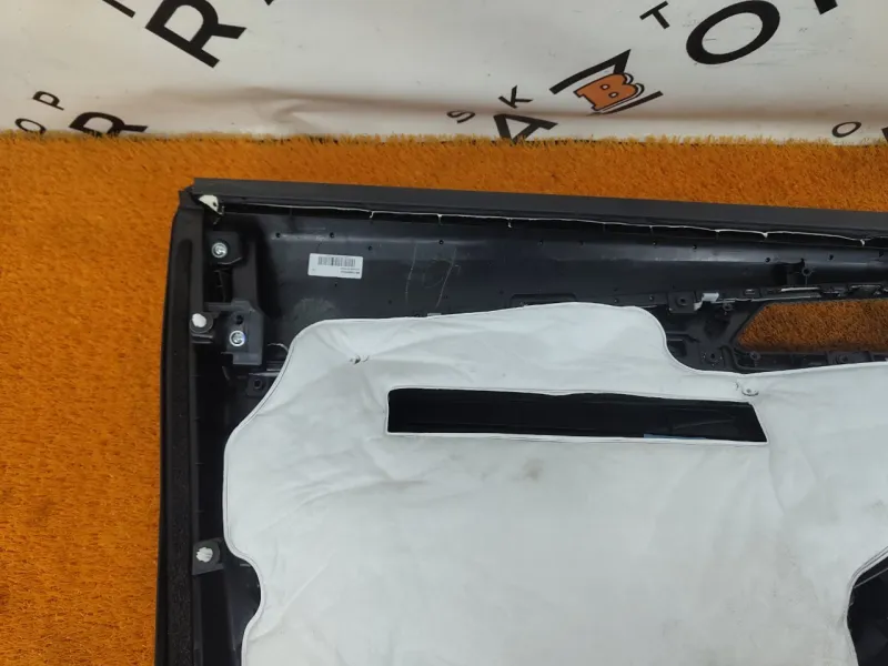 Обшивка двери