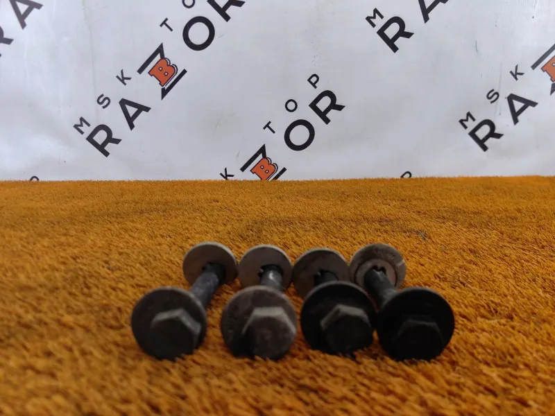 Болт развальный