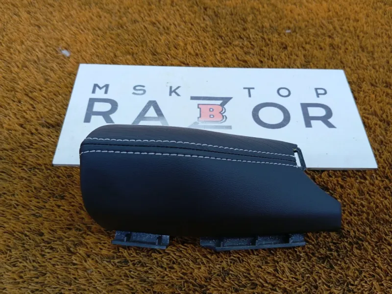 Накладка на торпедо