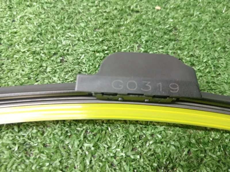 Щетка стеклоочистителя