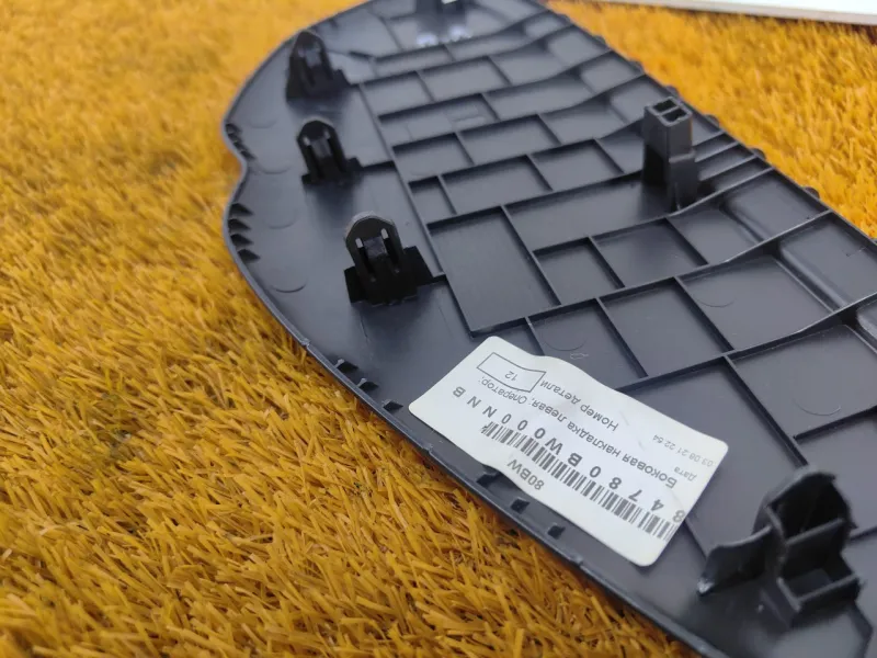 Накладка на торпедо