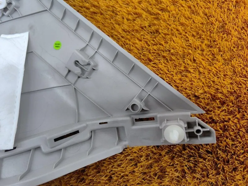 Накладка на стойку кузова