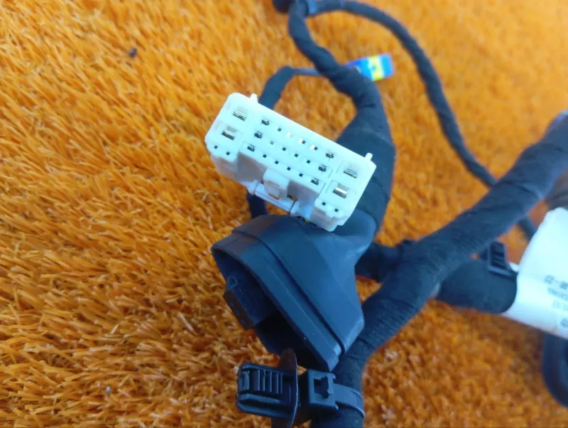 Проводка крышки багажника Chery Tiggo 8 Pro 2023 806004450AA SQRF4J16C