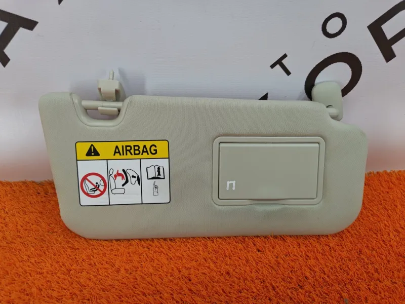 Козырек солнцезащитный