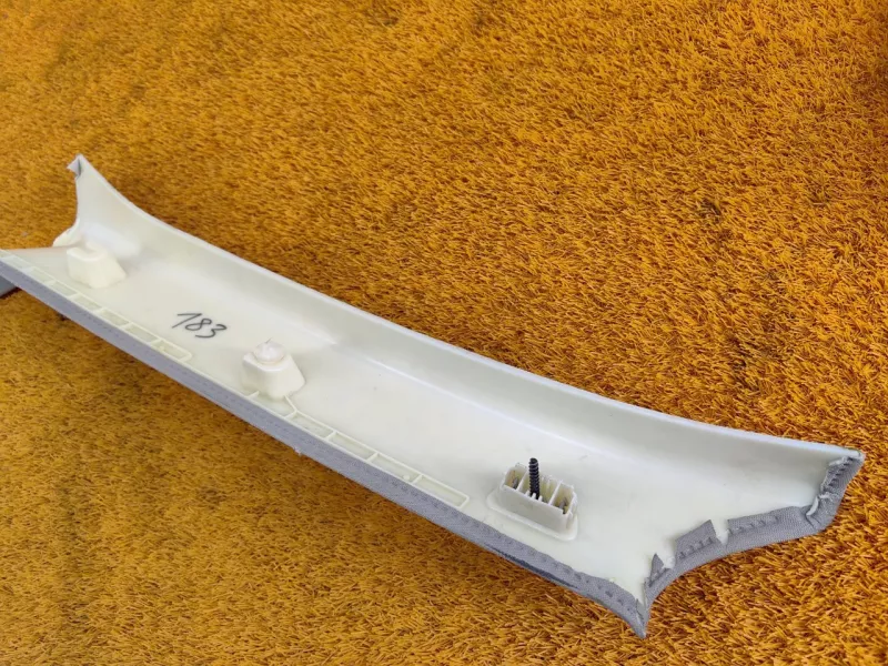 Обшивка стойки