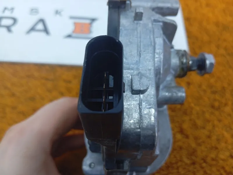 Моторчик стеклоочистителя