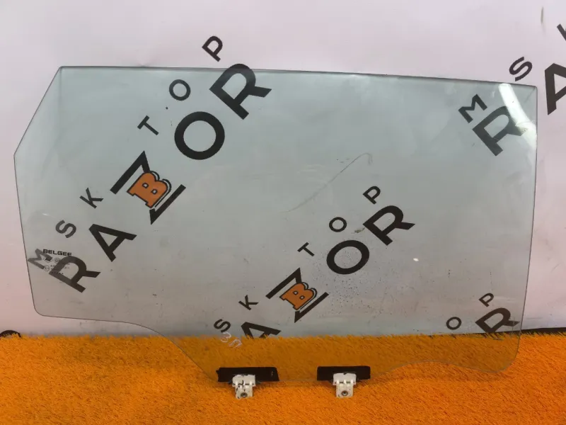 Стекло двери