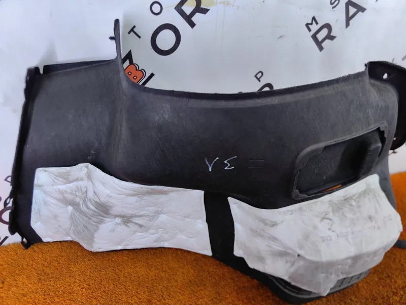 Обшивка багажника