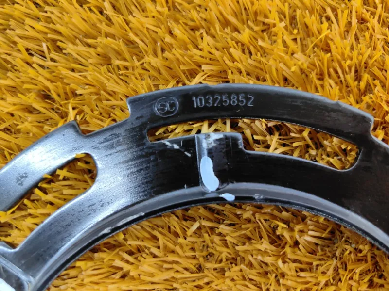 Гайка топливного насоса