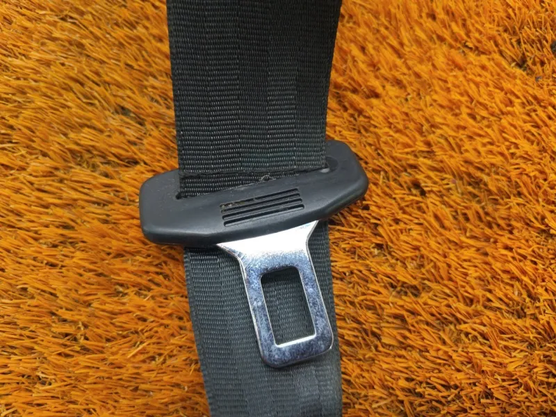 Ремень безопасности