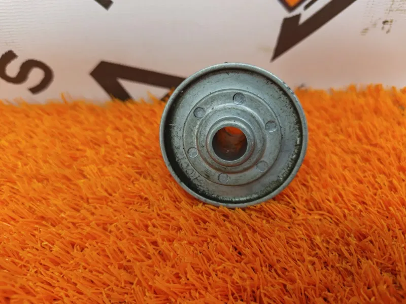 Ролик обводной навесного оборудования