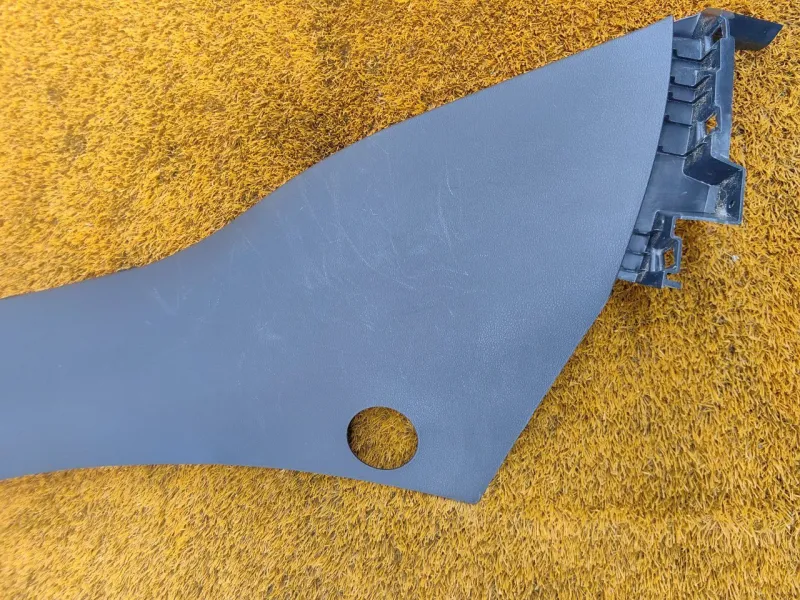 Накладка на стойку кузова