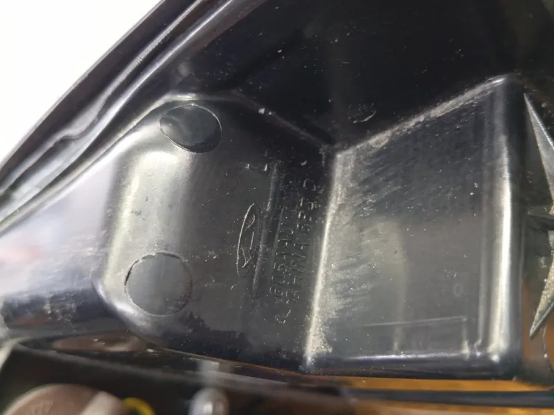 Фонарь задний