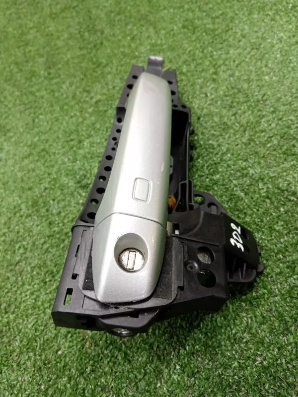 Ручка двери наружняя