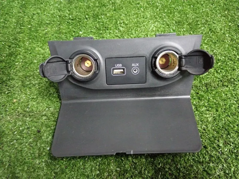 Разъем USB+AUX