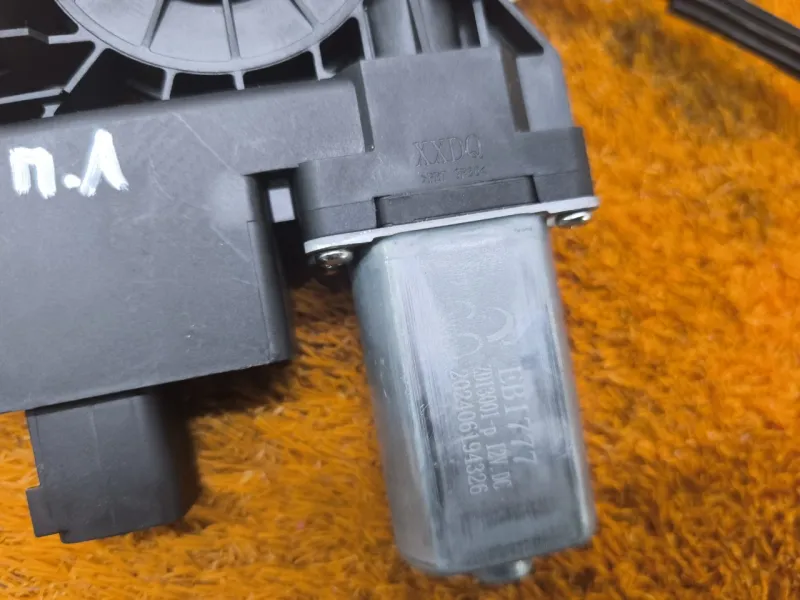 Стеклоподъемник