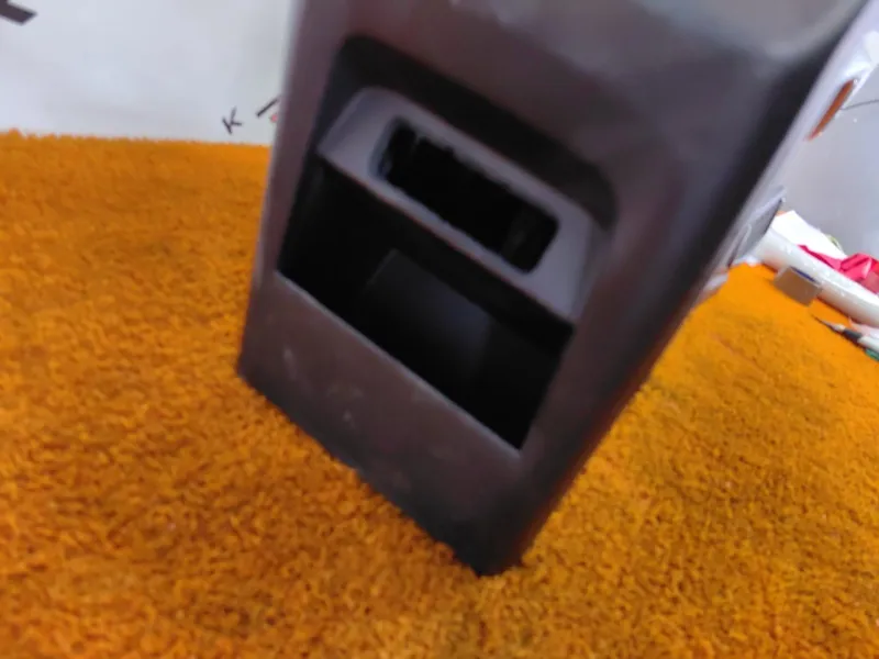 Консоль центральная