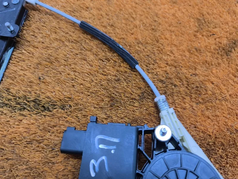 Стеклоподъемник