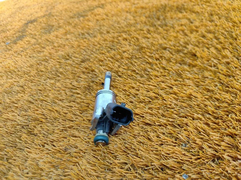 Форсунка топливная