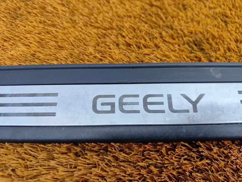 Накладка порога