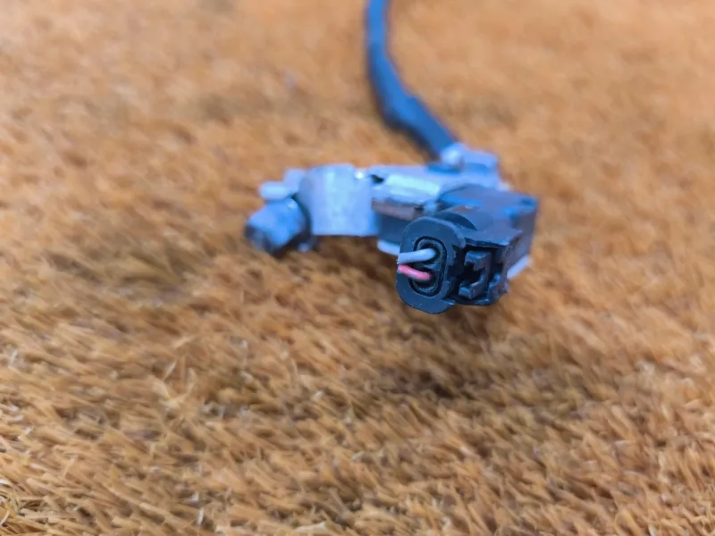 Клемма аккумулятор