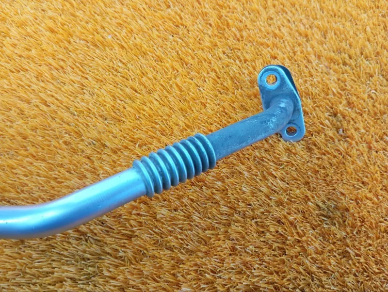 Трубка турбокомпрессора