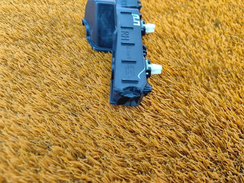 Крепление бампера