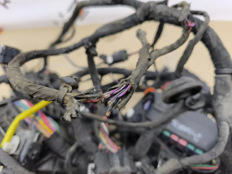 Проводка подкапотная