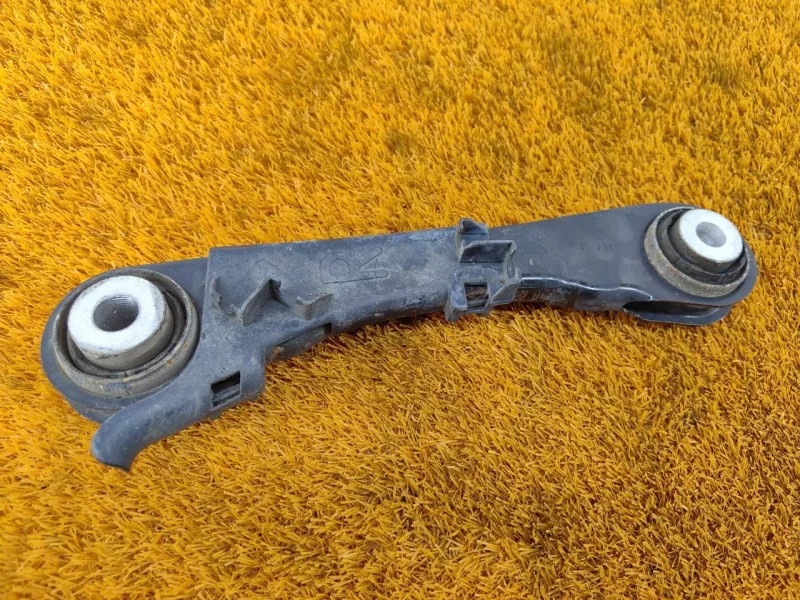 Рычаг подвески