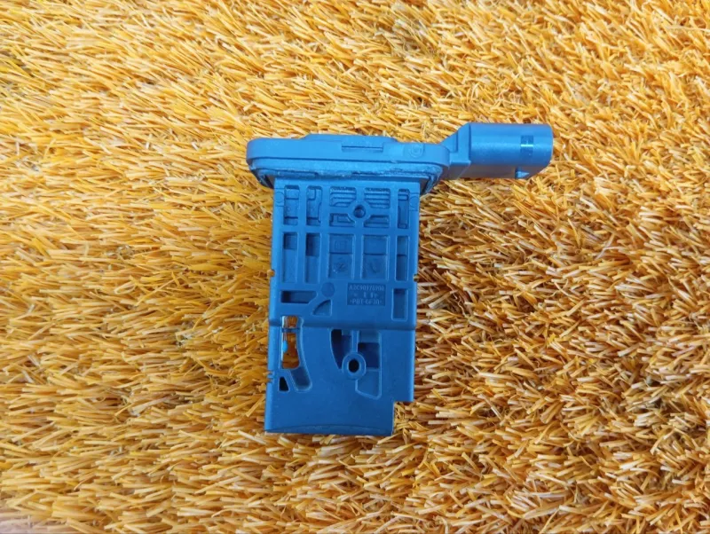 Датчик массового расхода воздуха