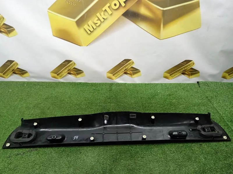 Обшивка крышки багажника BMW X5 2006 5149840229 E53