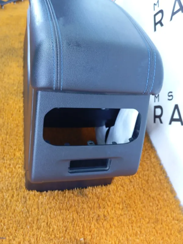 Консоль центральная