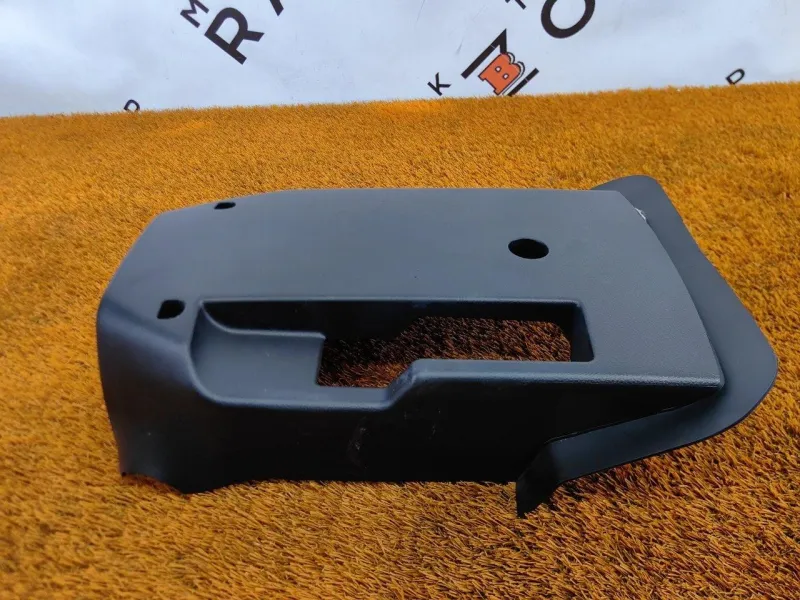 Кожух рулевой колонки