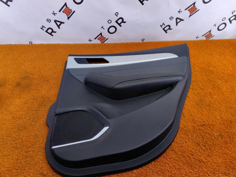 Обшивка двери