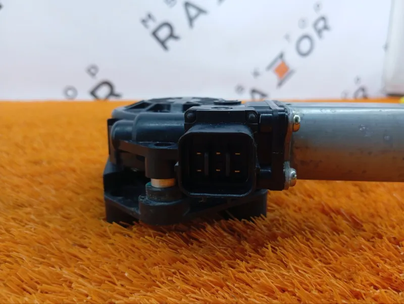 Стеклоподъемник